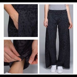 MOVING SALE ✨Lululemon Trouser forward fold pants